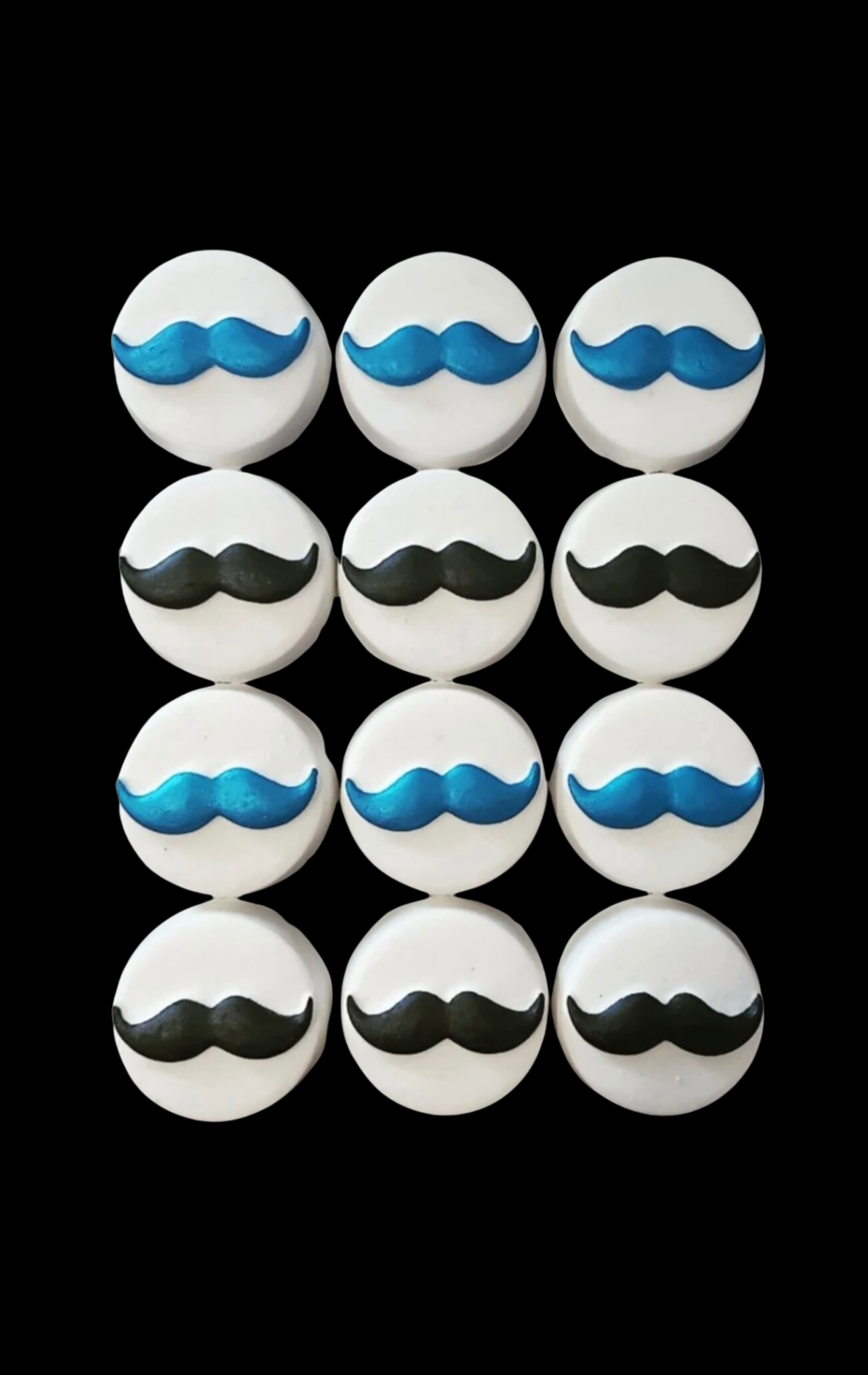 MOUSTACHE BATH BOMBS