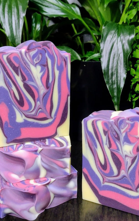 BLACK RASPBERRY VANILLA GOATS MILK SOAP