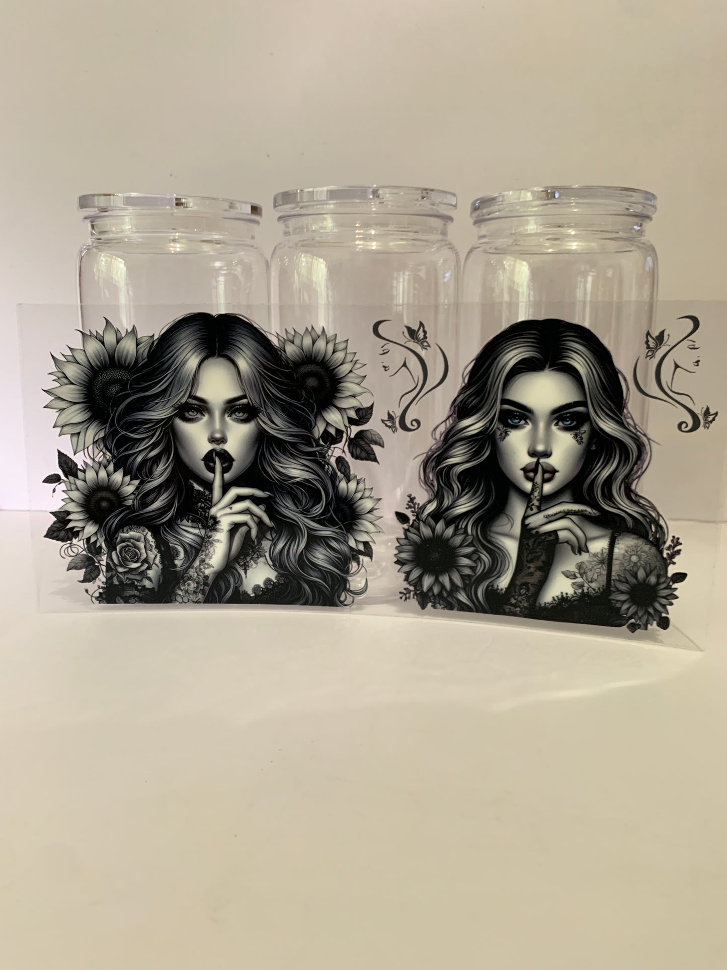 TATTOOED GIRLS TUMBLERS